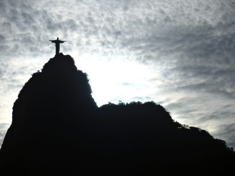 Como subir no Cristo Redentor