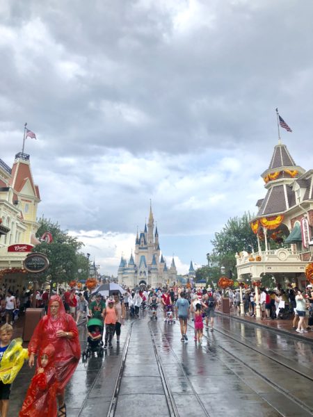 Magic Kingdom e Hollywood Studios: dois parques em um dia.