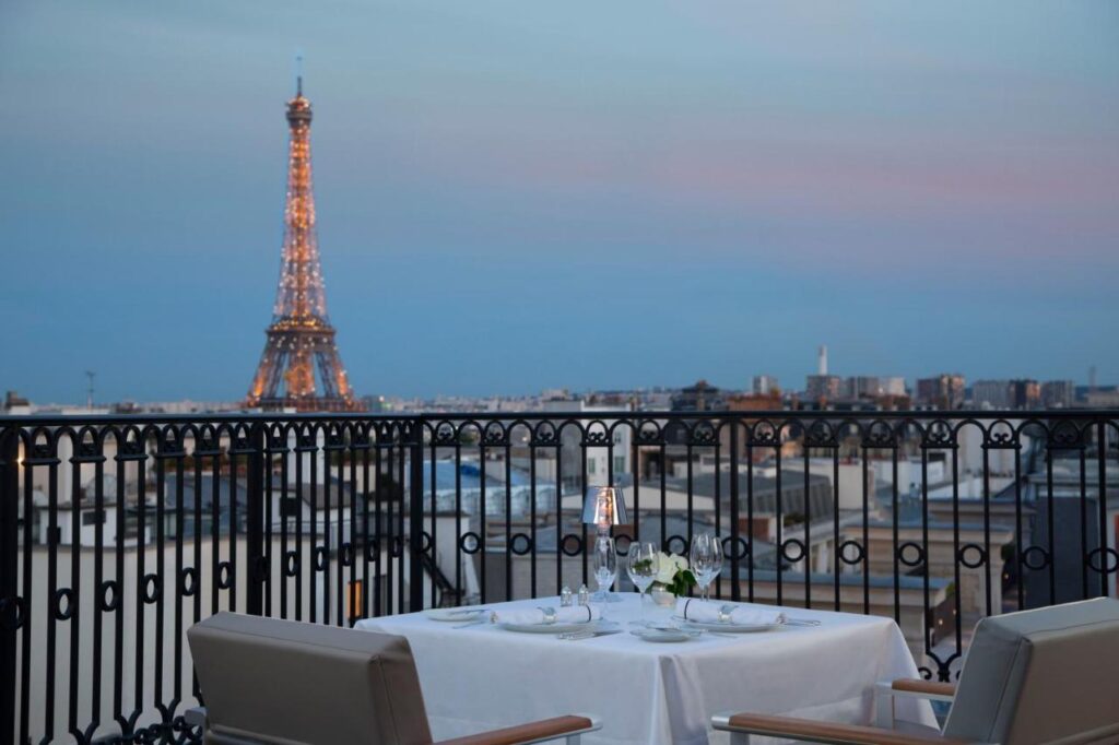 Hotéis com vista para a Torre Eiffel em Paris